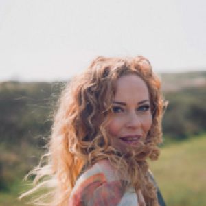 Anneke Van Giersbergen &Amp; Band + Lesoir